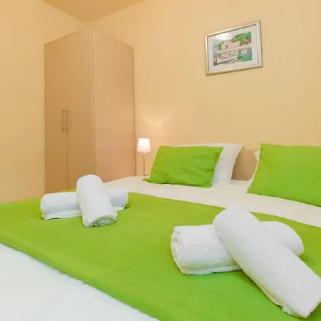 Apartment Gnjidic *