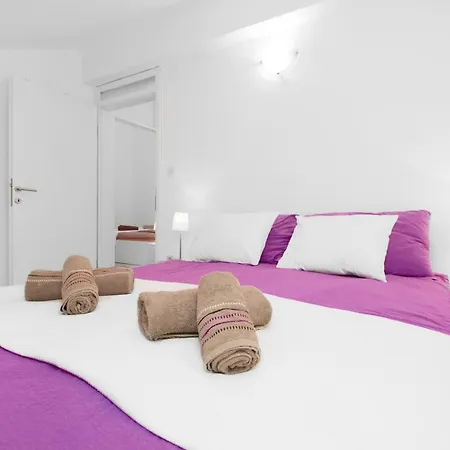 Gnjidic Apartment *