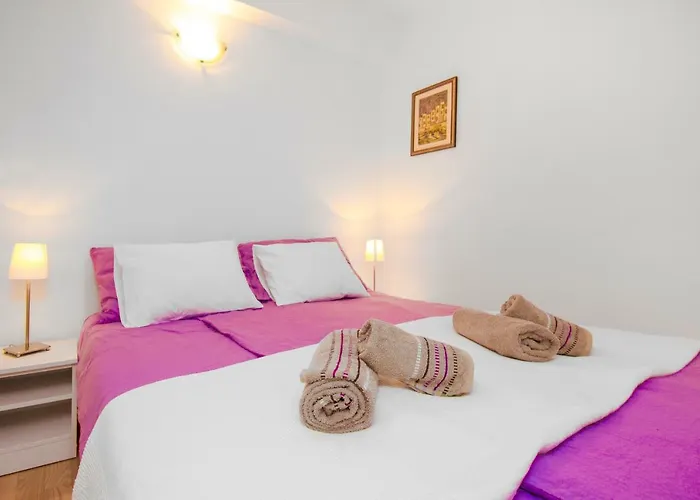 Gnjidic דירה סרימה